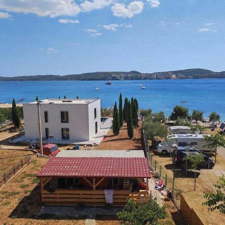 Apartment Lotus Trogir Bagian luar foto