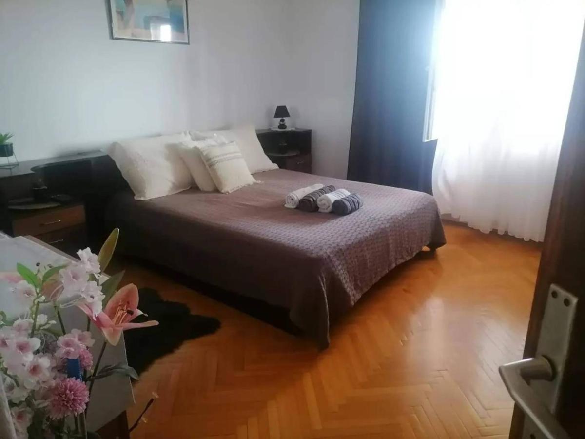 Apartment Lotus Trogir Bagian luar foto