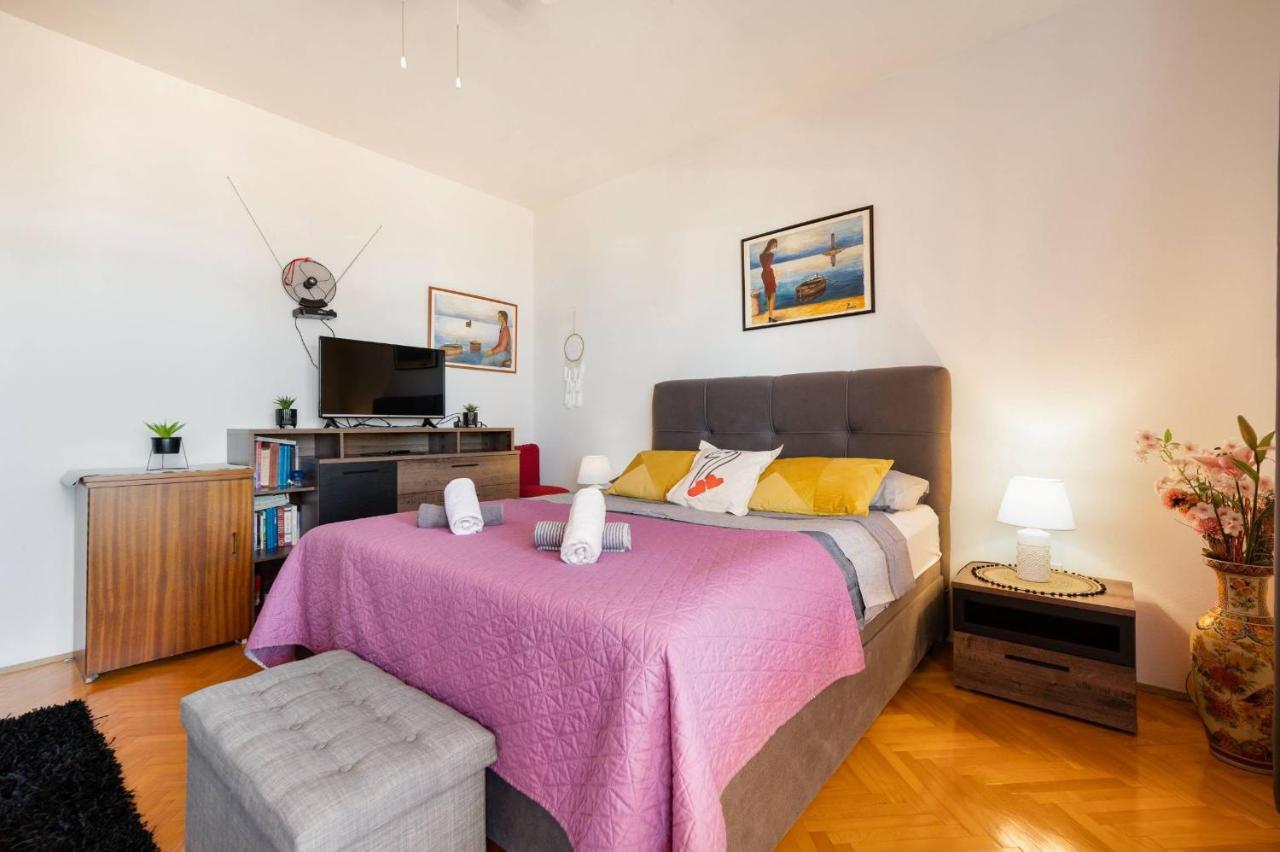 Apartment Lotus Trogir Bagian luar foto